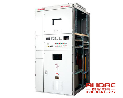 隨著電網(wǎng)供電質量進一步加強，為了節(jié)約電能，提高電能的利用率，各企業(yè)積極的在中壓系統(tǒng)采取電容集中補償有力措施，以利功率因數(shù)的提高。這樣企業(yè)就需要找生產(chǎn)無功補償裝置廠家購買無功補償裝置。安徽得潤電氣技術有限公司就是一家有實力的無功補償裝置生產(chǎn)廠家。下面介紹一下得潤電氣無功補償裝置產(chǎn)品的優(yōu)勢在哪里？